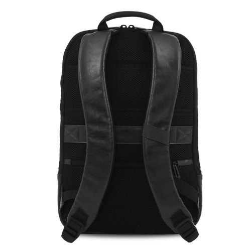 Kup Batoh z ekologické kůže s externím USB portem PURO Byday Classic Notebook 15.6 / tablet (černý) - PUR373BLK - {ean13} - Sklep Home Screen