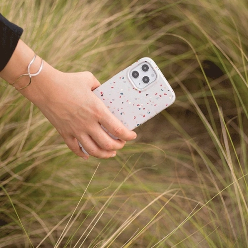 Kup Etui UNIQ Coehl Terrazzo Apple iPhone 12 Pro Max alb/alb natural - UNIQ323WHT - {ean13} - Sklep Home Screen