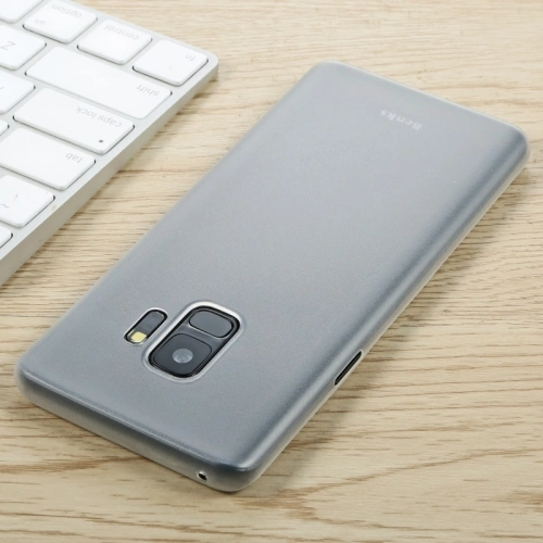 Kup Case Benks Lollipop 0.4mm Galaxy S9 Transparent Weiß - BKS164WHT - {ean13} - Sklep Home Screen