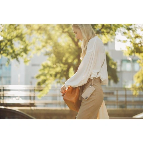 Kup Pasek pe umăr Moshi Altra Body Strap pentru husa Moshi Altra 2020 (Sahara Beige) - MOSH137BEI - {ean13} - Sklep Home Screen