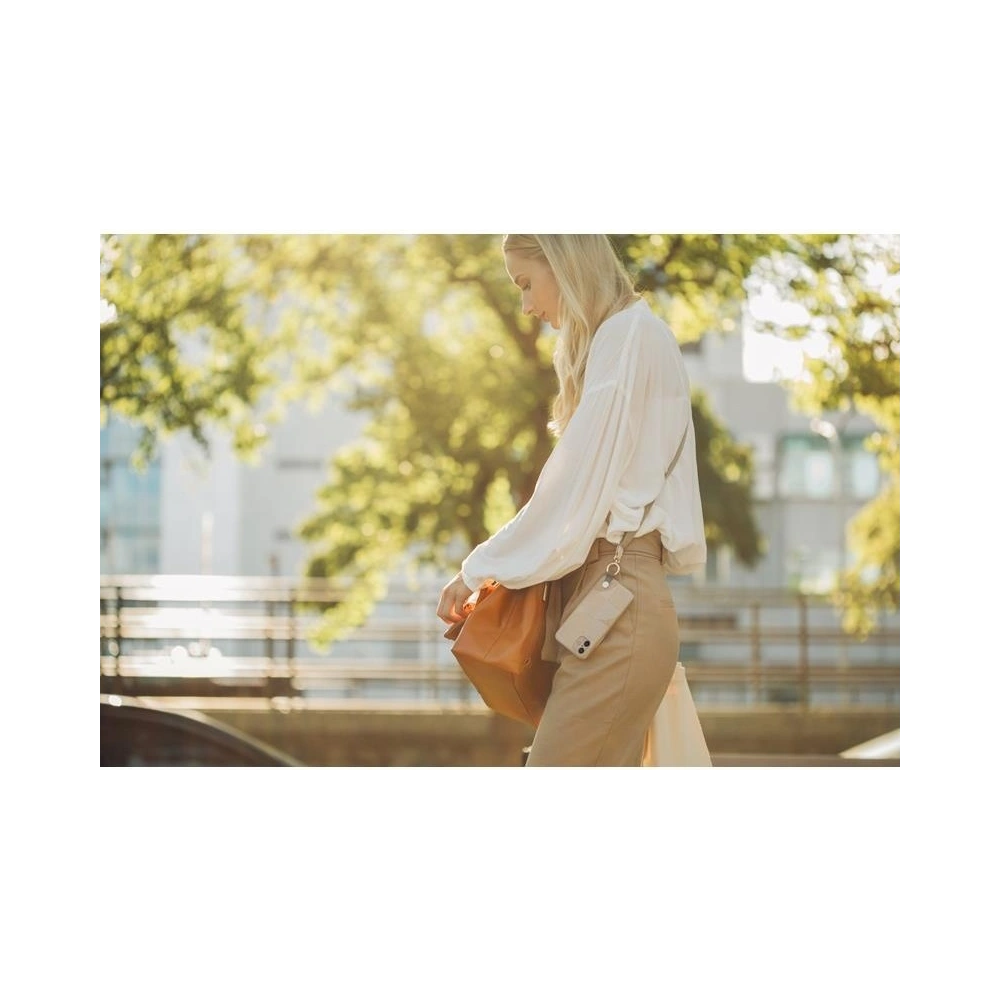 Pasek na ramię Moshi Altra Body Strap do etui Moshi Altra 2020 (Sahara Beige)