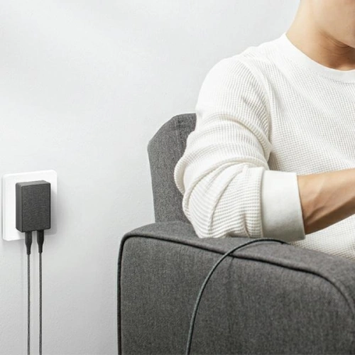 Kup UNIQ Încărcător de rețea Votre Slim Duo 20W USB-C + USB-A negru/charcoal black - UNIQ359BLK - {ean13} - Sklep Home Screen