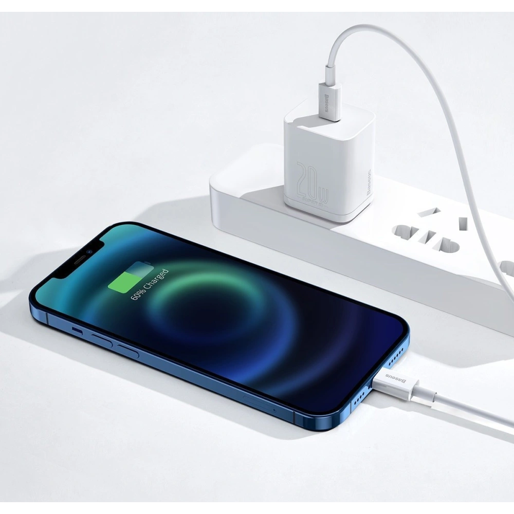 Kabel USB-C do Lightning Baseus Superior Series, 20W, PD, 0,25m (biały)