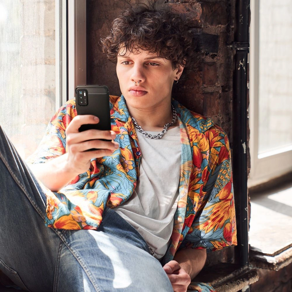 Etui Spigen Rugged Armor Pocophone M3 Pro 5G/Redmi Note 10 5G Matte Black