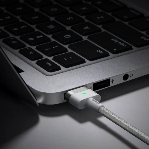 Kup Kabel magnetický Baseus Zinc Magnetic, USB-C do MagSafe, 60W, 2m (bílý) - BSU2886WHT - {ean13} - Sklep Home Screen