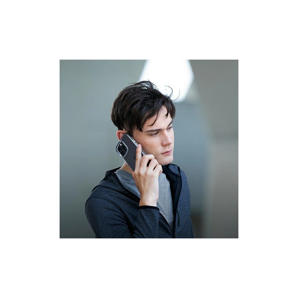 Etui UNIQ Combat Apple iPhone 13 przezroczysty/crystal clear