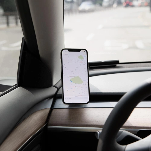 Kup Uchwyt magnetyczny do Tesla Model Y/3 Spigen OneTap MagSafe Dashboard Car Mount Black - SPN2038BLK - {ean13} - Sklep Home Screen