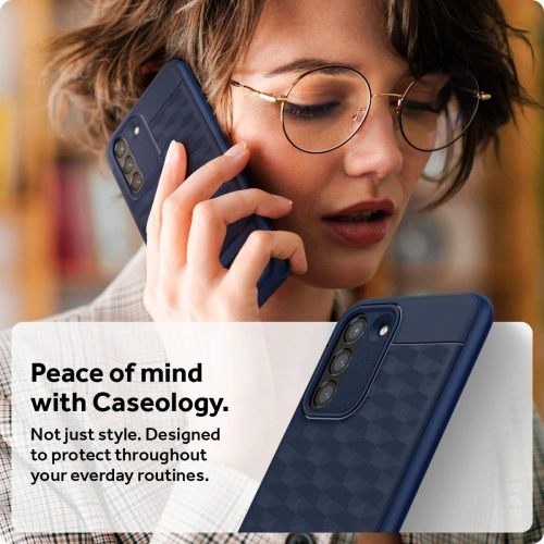 Kup Etui Caseology Parallax Samsung Galaxy S21 FE Midnight Blue - CSL037MIDBLU - {ean13} - Sklep Home Screen