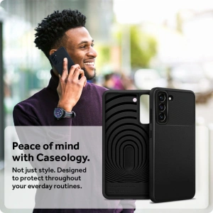 Kup Etui Caseology Vault Samsung Galaxy S21 FE Matte Black - CSL038BLK - {ean13} - Sklep Home Screen