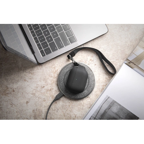 Kup Etui Moshi Pebbo Apple AirPods 3 z odpinanym paskiem na rękę (Shadow Black) - MOSH210BLK - {ean13} - Sklep Home Screen