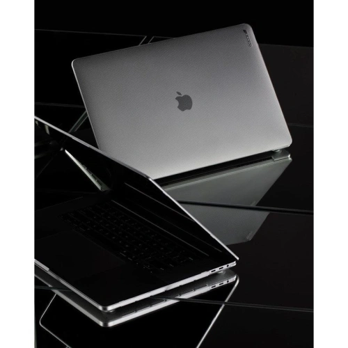Kup Etui Incase Hardshell Dots Apple MacBook Pro 16 2020 (průhledná) - INS010CL - {ean13} - Sklep Home Screen