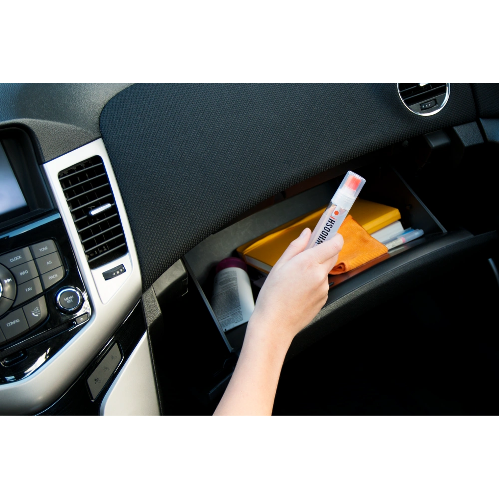 Spray do czyszczenia ekranów Whoosh Pocket 8ml + ściereczka z mikrofibry