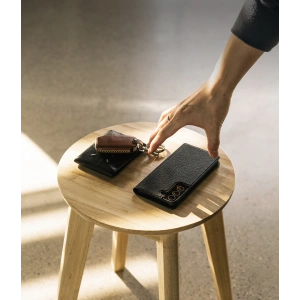 Kup Etui Ringke Folio Signature Standard Samsung Galaxy S22 Negru - RGK1579BLK - {ean13} - Sklep Home Screen