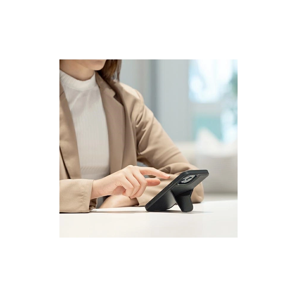 Etui UNIQ Transforma MagSafe Apple iPhone 13 czarny/ebony black