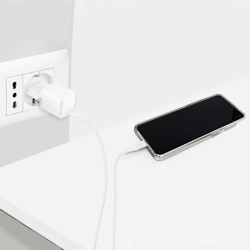 Kup Încărcător de rețea PURO Super Mini Fast Wall Charger USB-C Power Delivery 20W (alb) - PUR564WHT - {ean13} - Sklep Home Screen
