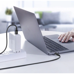 Cablul UGREEN US300 USB-C - USB-C 1m alb