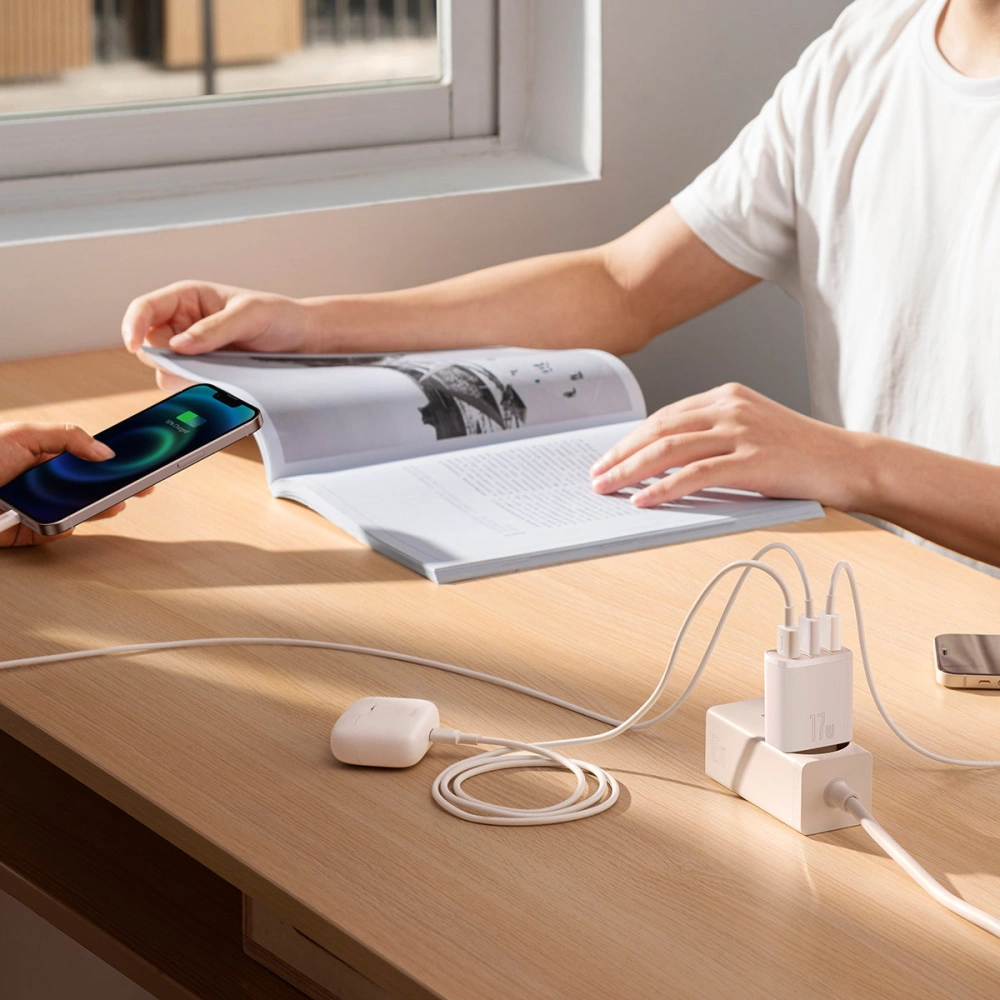 Ładowarka sieciowa Baseus Compact 3xUSB-A 17W biały