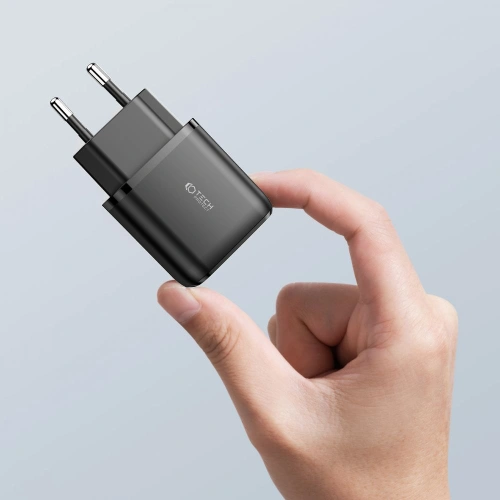 Kup Ładowarka sieciowa Tech-Protect C20W 2-port Network Charger PD 20W QC 3.0 Black - THP1170BLK - {ean13} - Sklep Home Screen