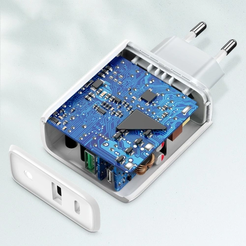 Kup UGREEN CD170 USB-A/USB-C 36W QC 4.0 PD fehér hálózati töltő - UGR1333WHT - {ean13} - Sklep Home Screen
