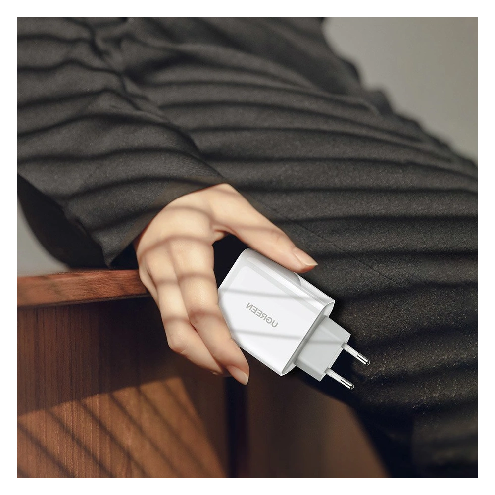 Ładowarka sieciowa UGREEN CD170 USB-A/USB-C 36W QC 4.0 PD biały