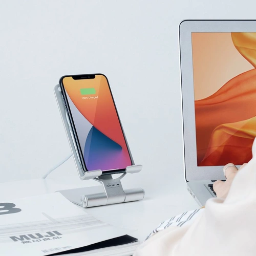 Kup Vezeték nélküli töltő Nillkin PowerHold Mini Wireless Charging Stand 15W - NLK412 - {ean13} - Sklep Home Screen