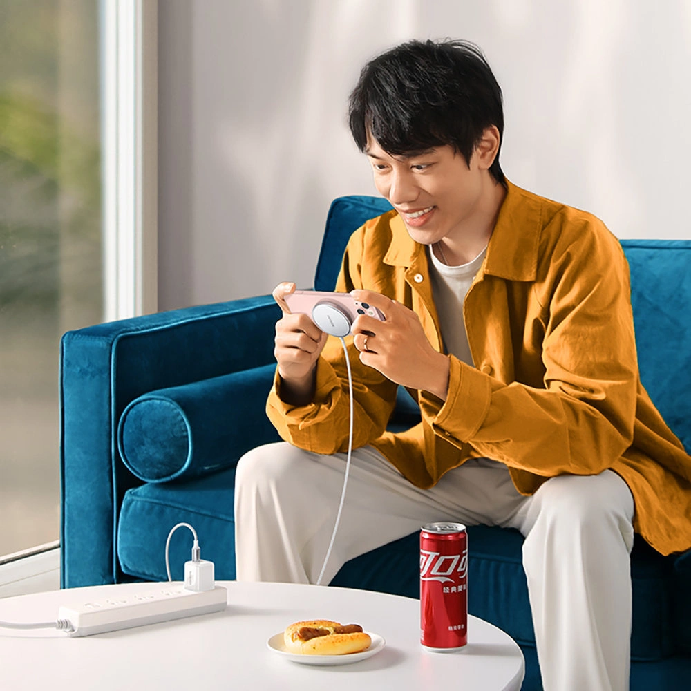 Ładowarka bezprzewodowa UGREEN CD284 15W MagSafe srebrny