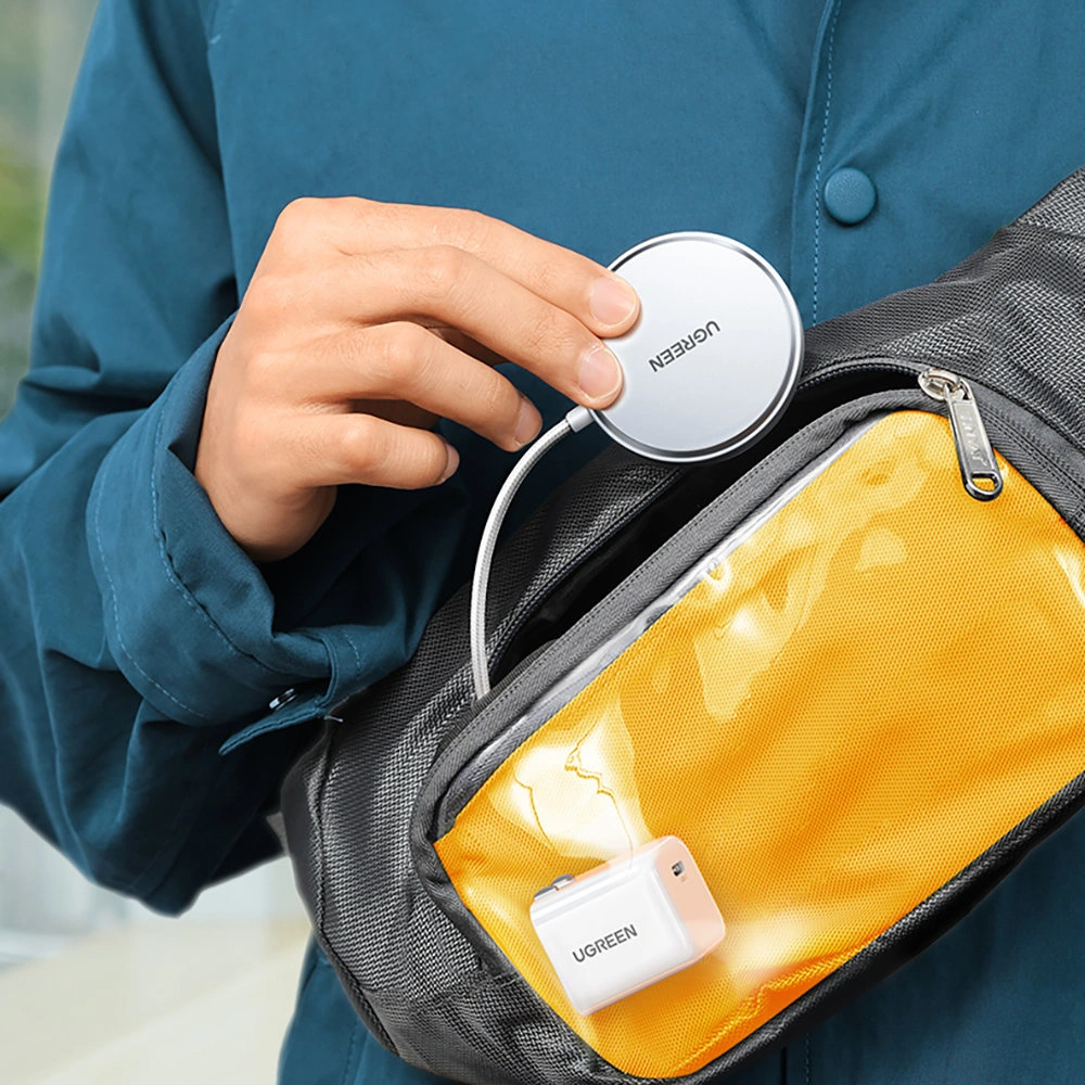 Ładowarka bezprzewodowa UGREEN CD284 15W MagSafe srebrny