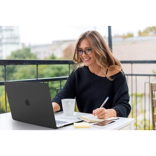 Kup Etui Tech-Protect Smartshell Apple MacBook Air 13 2022-2023 Matte Black - THP1275BLK - {ean13} - Sklep Home Screen