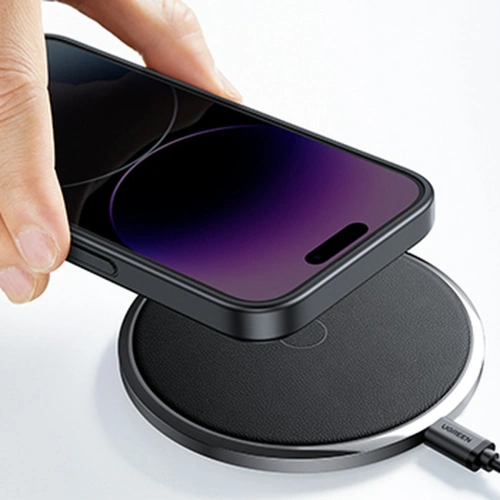 Kup UGREEN LP635 Kickstand Schutzhülle für Apple iPhone 14 Pro schwarz - UGR1404 - {ean13} - Sklep Home Screen