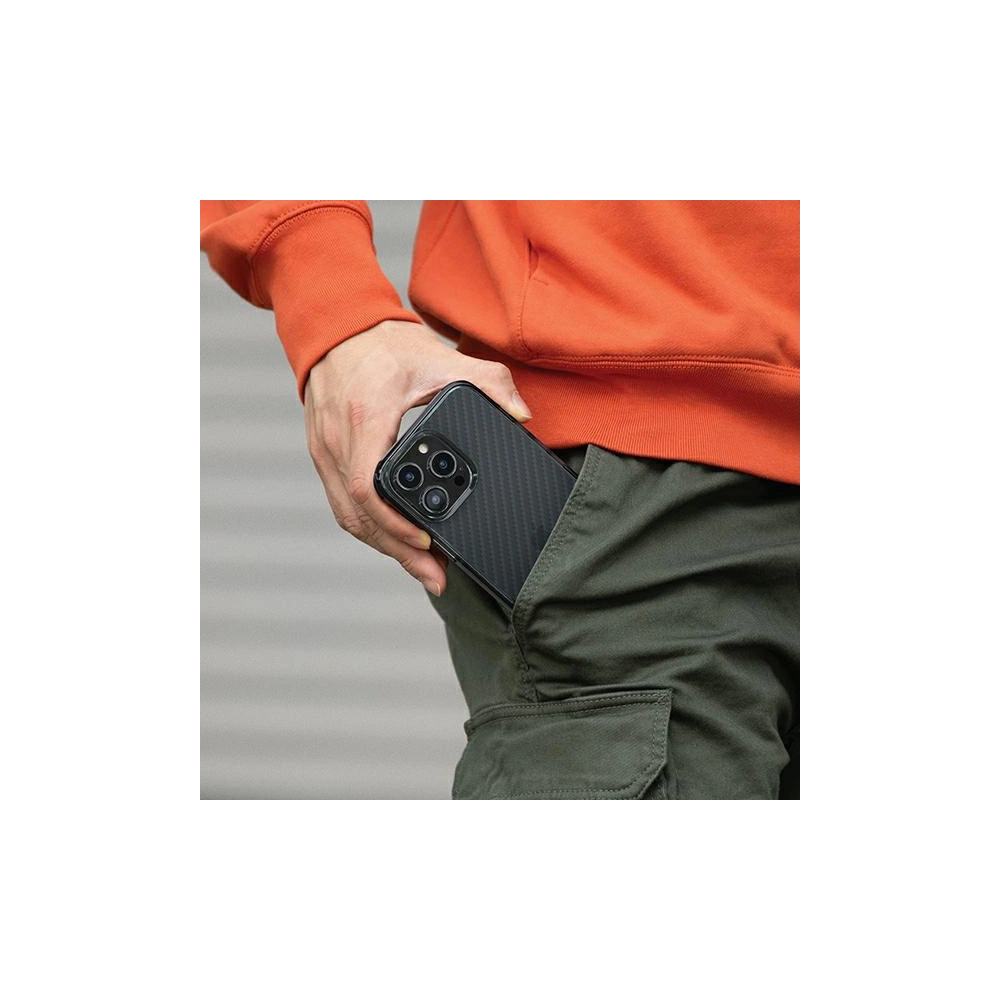 Etui UNIQ Combat Apple iPhone 14 Plus / 15 Plus czarny/carbon black