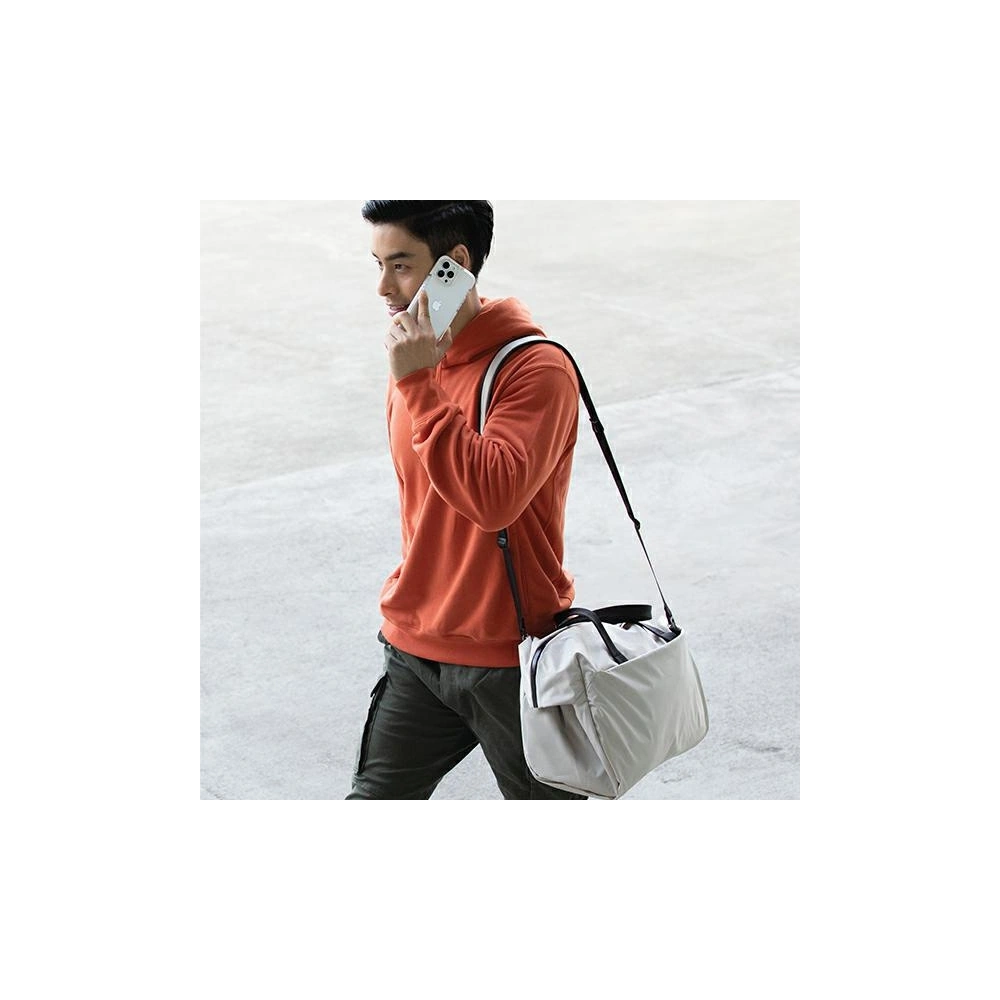 Etui UNIQ Combat Apple iPhone 14 Plus / 15 Plus przeźroczysty/crystal clear