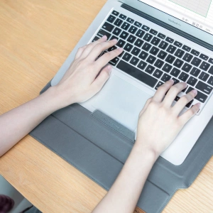 Etui Nillkin Sokszínű Laptop Huzat 2w1 Apple MacBook 14 col fekete