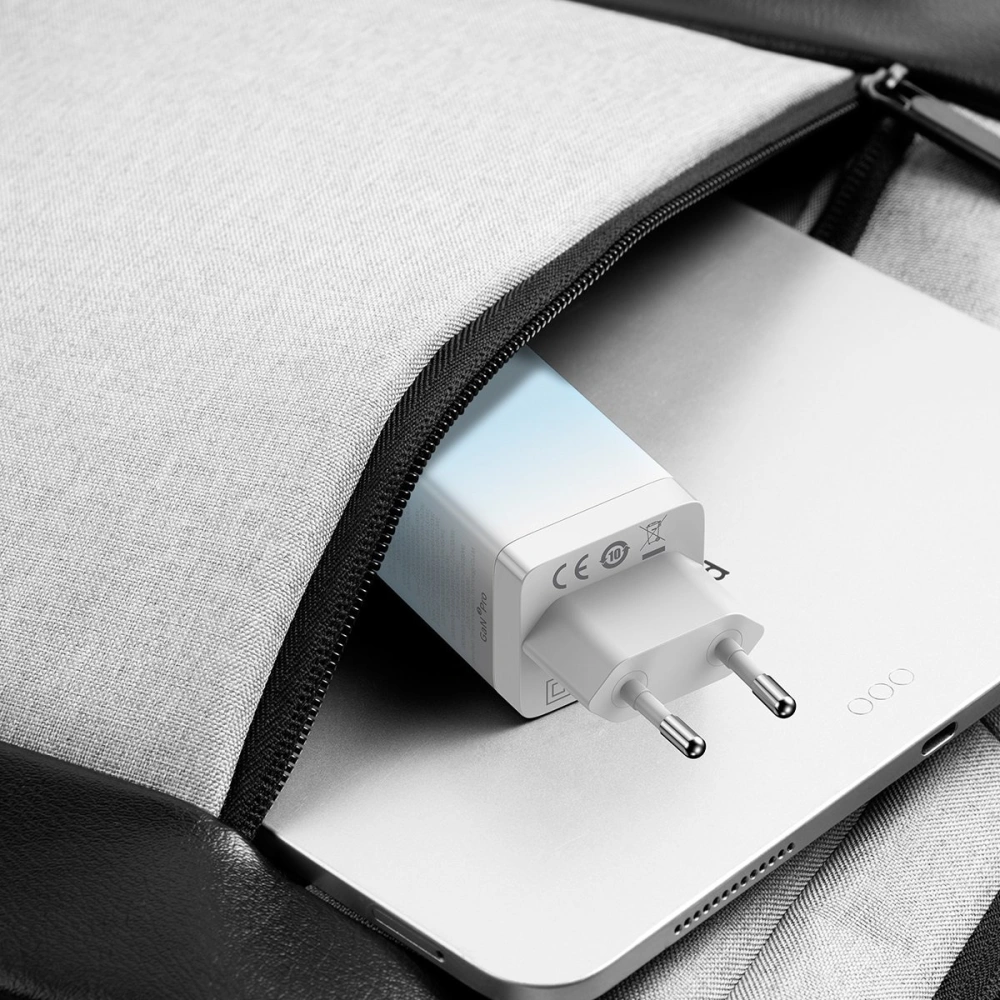 Ładowarka sieciowa GaN Baseus 2xUSB-C/USB 65W QC PD niebieski + kabel USB-C 100W 1m niebieski