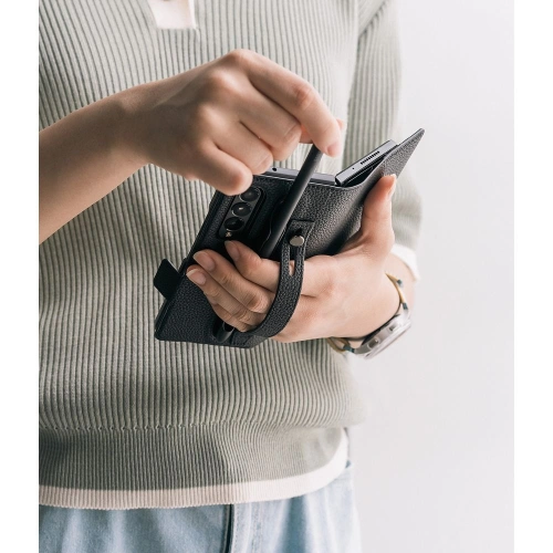 Kup Etui Ringke Signature EZ Strap Samsung Galaxy Z Fold 4 Fekete - RGK1714 - {ean13} - Sklep Home Screen