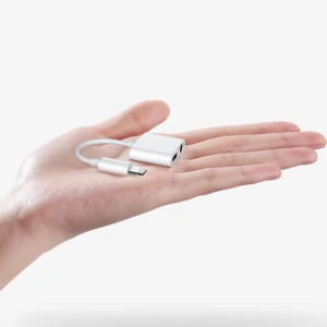 Adapter Joyroom słuchawkowy Lightning - Lightning/3,5mm mini jack biały (S-Y104)