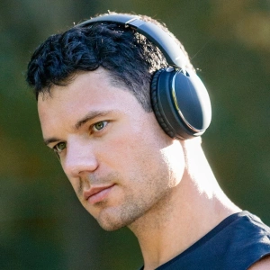 Buy Joyroom wireless headphones with Bluetooth 5.0 black (JR-HL2) - JYR243 - {ean13} - Home Screen Store Europe