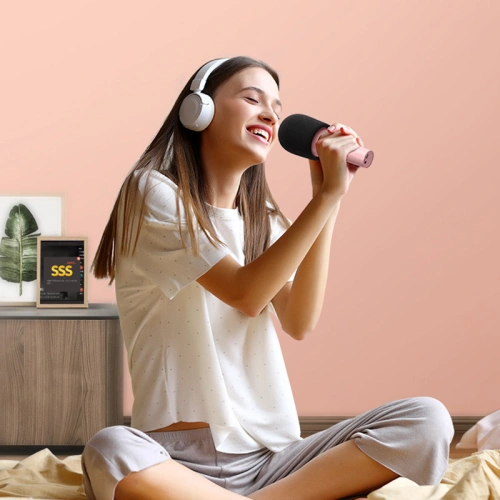 Buy Joyroom wireless karaoke microphone with Bluetooth 5.0 speaker 1200mAh blue (JR-MC5Blue) - JYR295 - {ean13} - Home Screen Store Europe