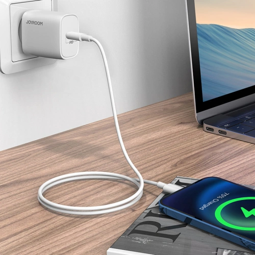 Kup Încărcătorul de rețea Joyroom USB-C PD 20W alb (L-P201) - JYR315 - {ean13} - Sklep Home Screen