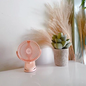 Kup Přenosný stolní ventilátor Joyroom CheerSummer růžový (JR-CY363-pink) - JYR397 - {ean13} - Sklep Home Screen