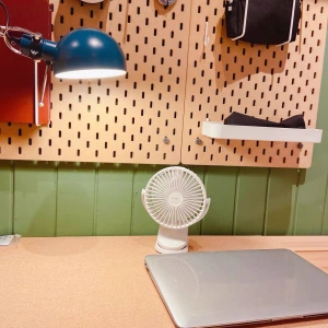 Kup Přenosný stolní ventilátor Joyroom CheerSummer bílý (JR-CY363-white) - JYR399 - {ean13} - Sklep Home Screen