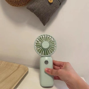 Kup Přenosný ventilátor Joyroom Muxia zelený (JR-CY360-green) - JYR404 - {ean13} - Sklep Home Screen
