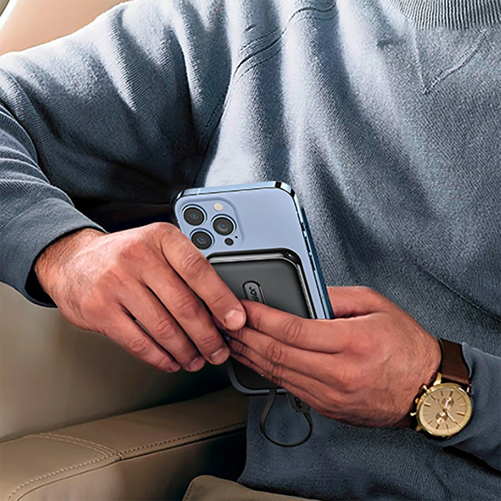 Powerbank Joyroom 20W 10000mAh PD QC 3.0 z wbudowanym kablem Lightning czarny (JR-L001-lightning)