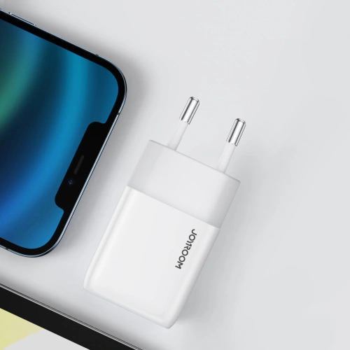 Buy Joyroom USB wall charger 2,1 A white (L-1A101) - JYR435 - {ean13} - Home Screen Store Europe