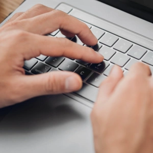 Kup Acoperire pentru tastatură Moshi ClearGuard MB Apple MacBook Pro 14/16/MacBook Air 13.6 (M2, 2022-2023) (dispunere US) - MOSH278 - {ean13} - Sklep Home Screen