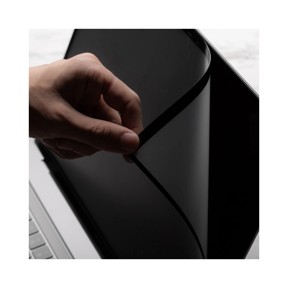 Matowa folia ochronna Moshi iVisor AG Apple MacBook Pro 16 (2021-2023) (Black/Clear/Matte)