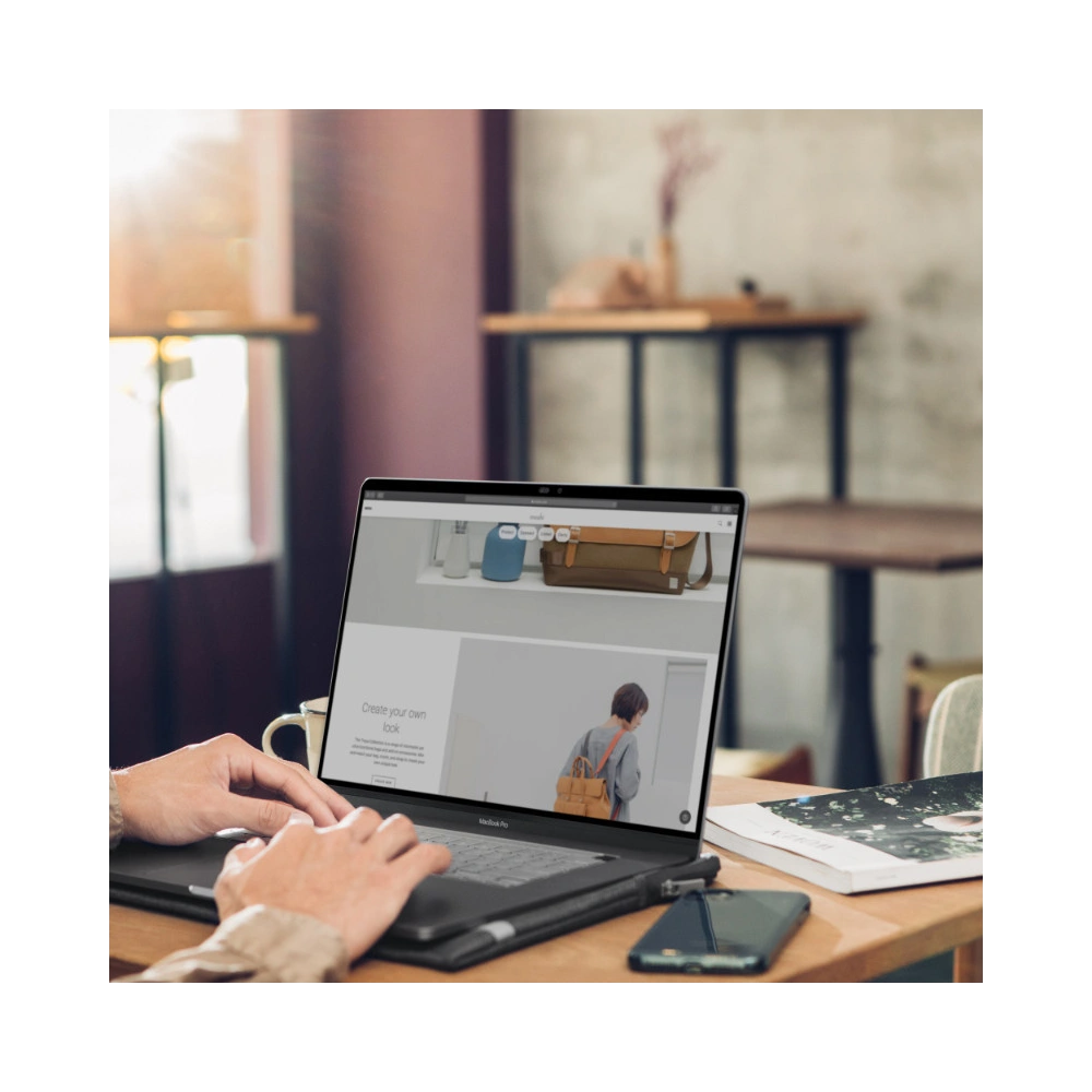 Matowa folia ochronna Moshi iVisor AG Apple MacBook Pro 16 (2021-2023) (Black/Clear/Matte)