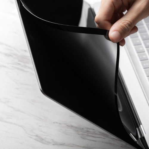 Buy Moshi Umbra Apple MacBook Pro 16 (M1, 2021-2023) Privacy (black frame) - MOSH287 - {ean13} - Home Screen Store Europe