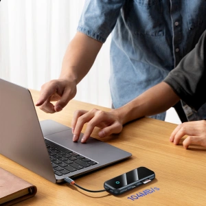 Hub Baseus AcmeJoy USB-C - 1xUSB-C/4x USB 3.0 sötétszürke