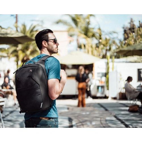 Kup Plecak STM Myth Backpack 18L na laptop 15-16 palců (černá) - STM22 - {ean13} - Sklep Home Screen