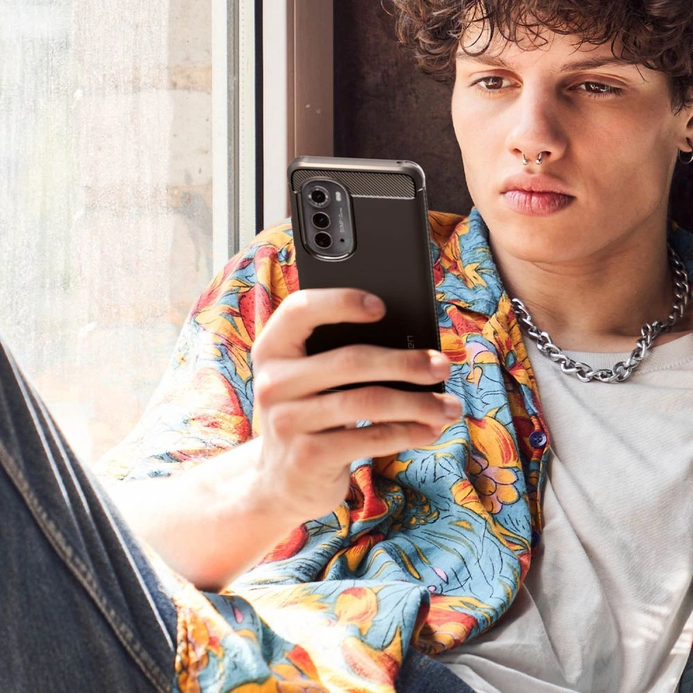 Etui Spigen Rugged Armor Motorola Edge 2022 Matte Black